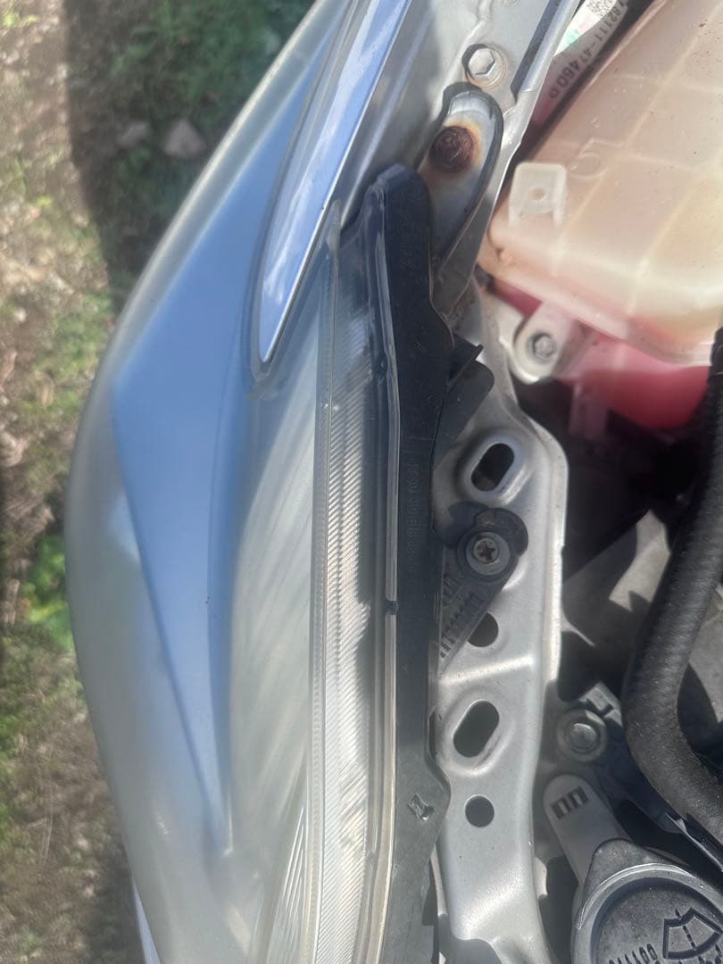 30 前期　プリウス ヘッドライト 左右セット