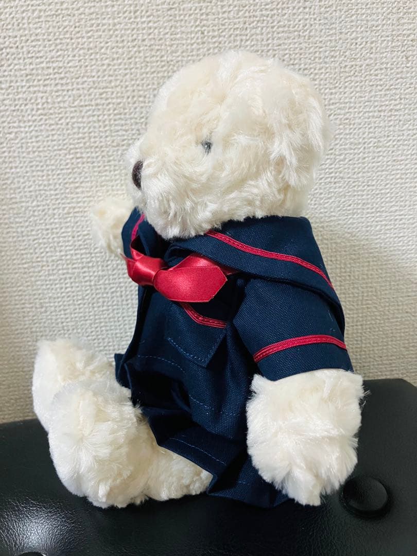 セーラー服の白いクマのぬいぐるみ　テディベア
