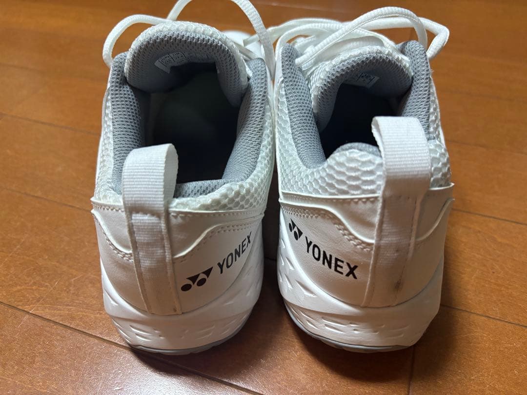 ヨネックス　テニスシューズ　パワークッション　24.5㎝