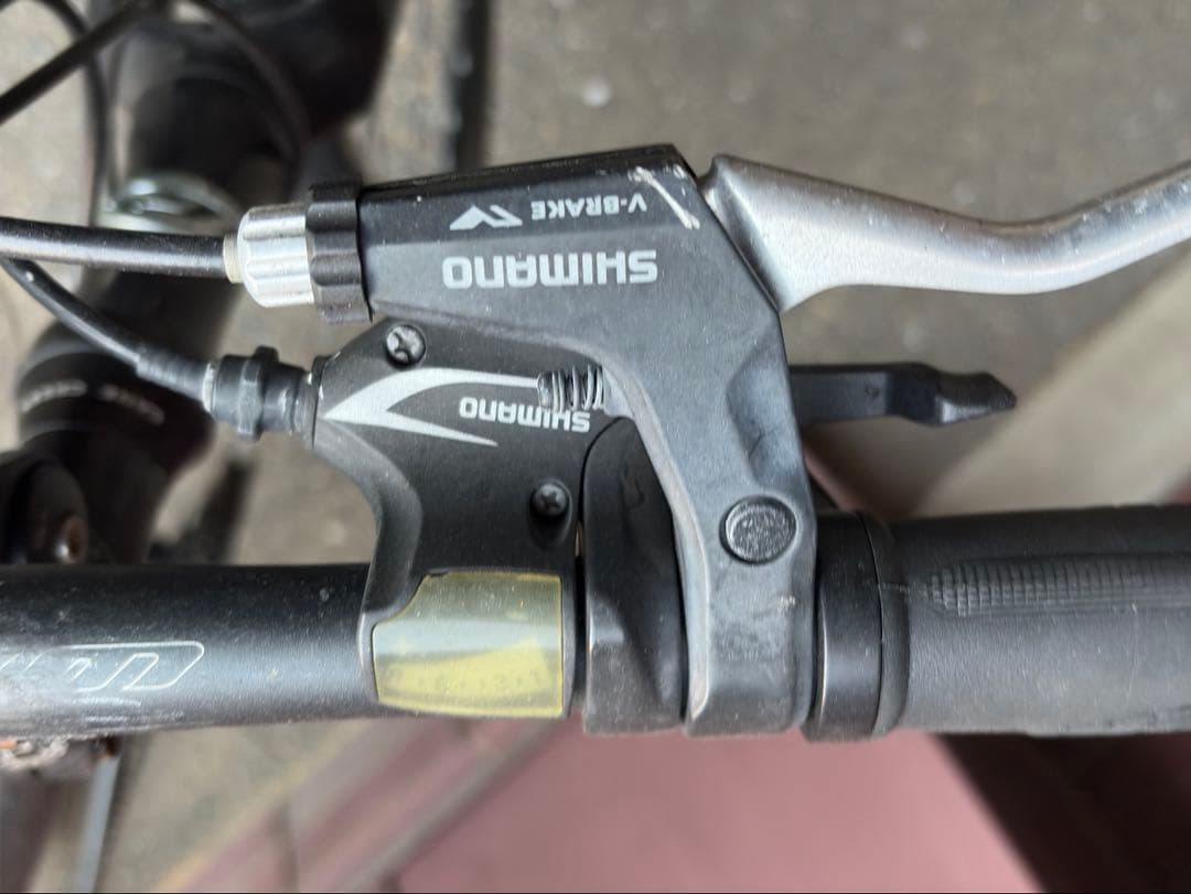 【LOUIS GARNEAU】ルイガノ　TR LITE E サイズ400ブラック