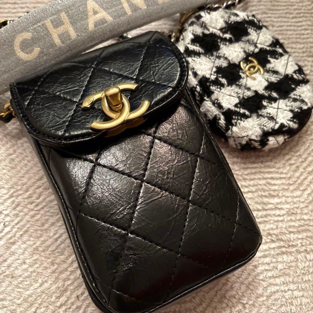 CHANEL VIP シャネル 非売品 キルト スマホ　ショルダー　ケース