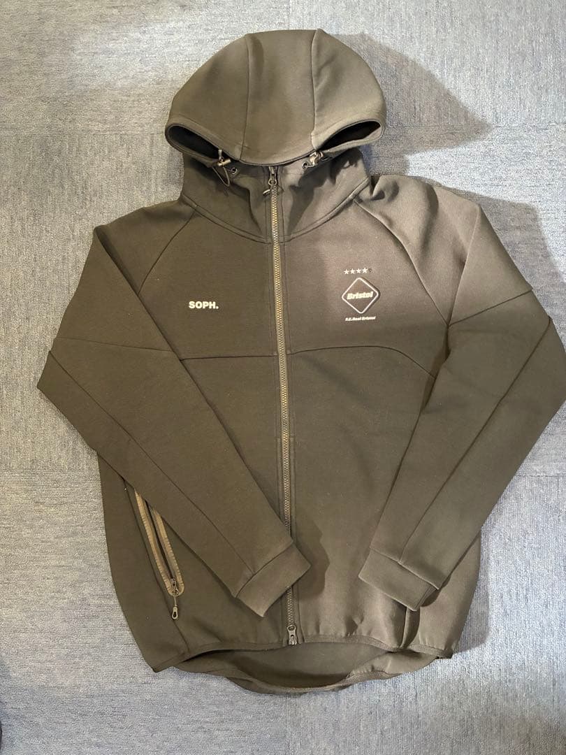 ブリストル　VENTILATION HOODIE