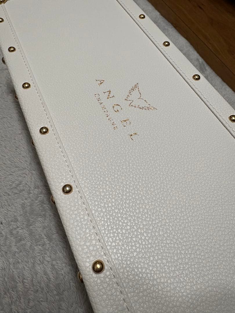 エンジェル シャンパン ロゼ ホワイト 箱付き　【昨日購入】　【新品、未使用】