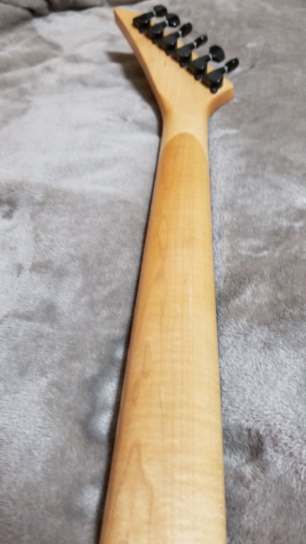 Jackson Stars DK-BN03 TBL日本製。フロイドローズタイプ