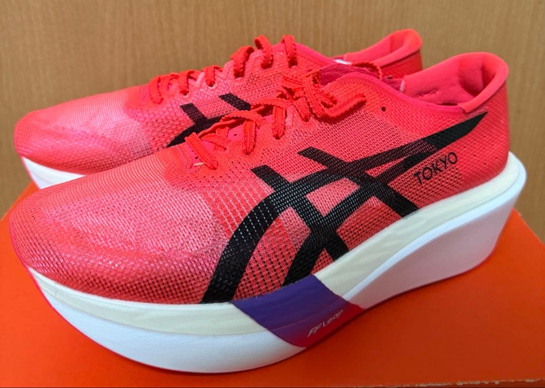 ASICS エッジスカイTOKYO