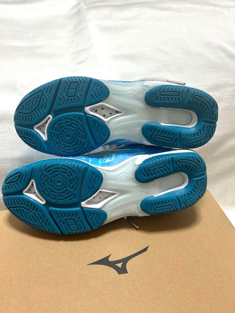 美品 ミズノウェーブダイバースLG5 限定品24.0cm