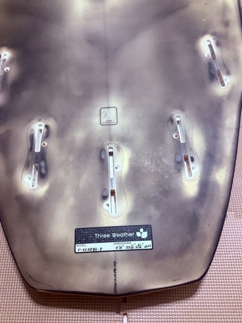 Three Weather 5’8SHELTER 40.0L楽しめるボード