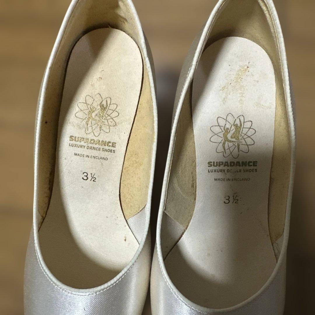 SUPADANCE シルバー ベージュ　ダンスシューズ 3½