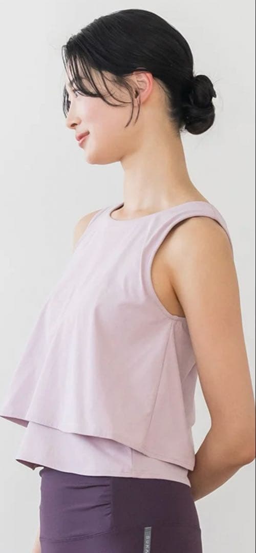 スカーラ　カップ付きフレアタンクトップ