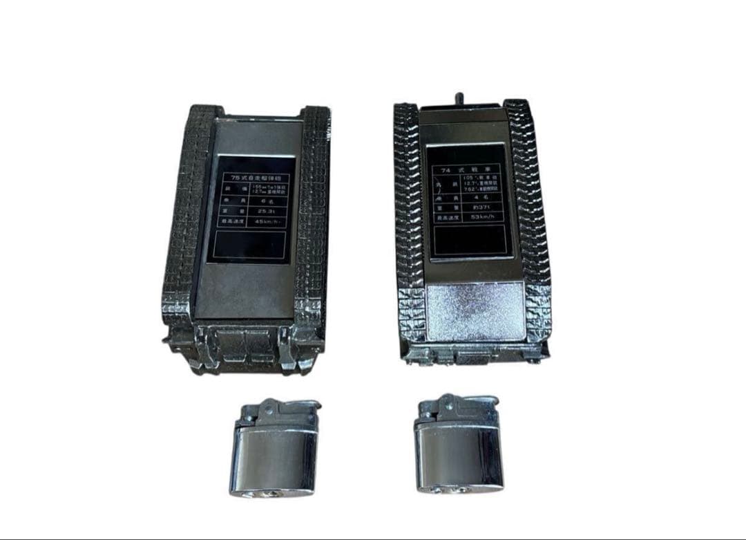 75式自走榴弾砲　74式戦車　シャーマン戦車M4A3 飛行機　温度計ヘリコプター