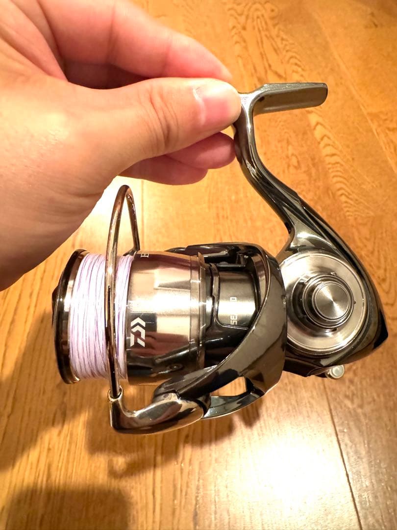 リール DAIWA 22EXIST LT2000S-H