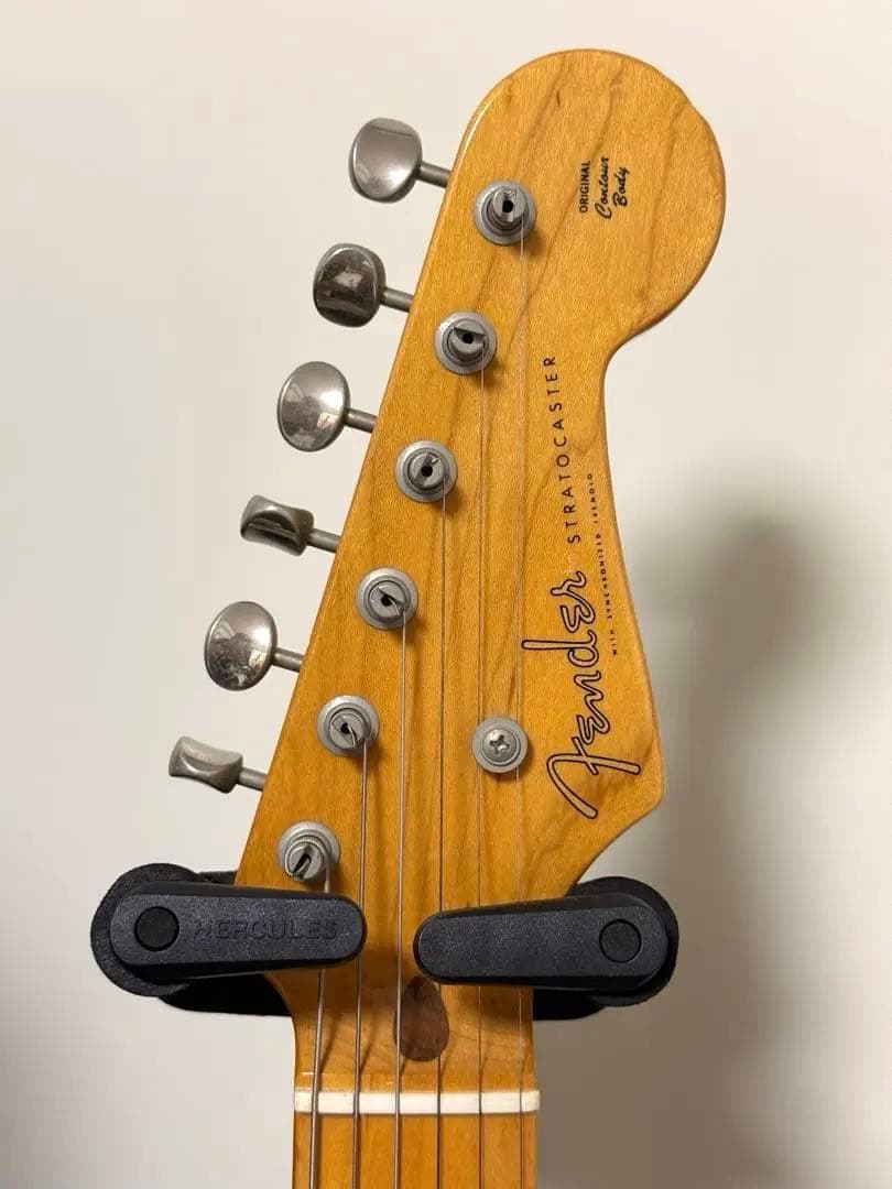 Fender ST54-85LS Fender純正（7000円）ピックガード搭載