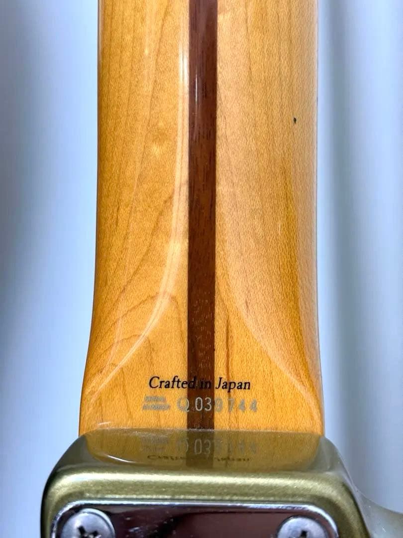 Fender ST54-85LS Fender純正（7000円）ピックガード搭載