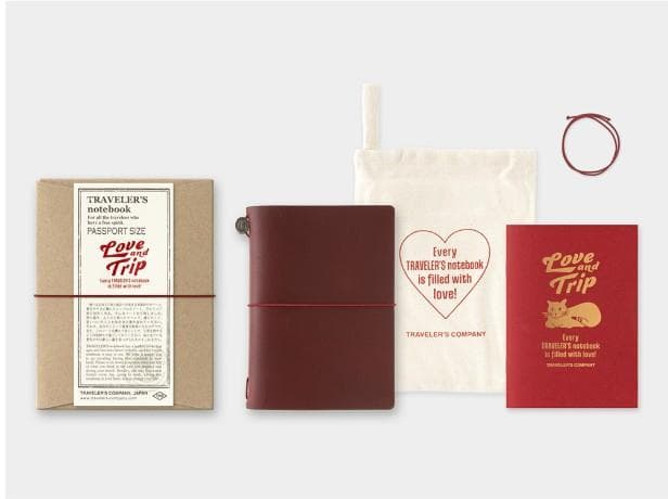 m*k様 トラベラーズノート LOVE AND TRIP パスポートサイズ