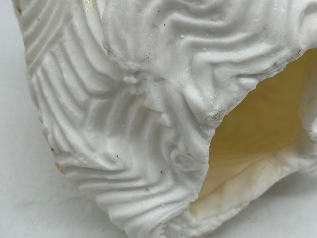 坂田甚内作　白釉金彩波紋　置物　名人作　送料込み250605