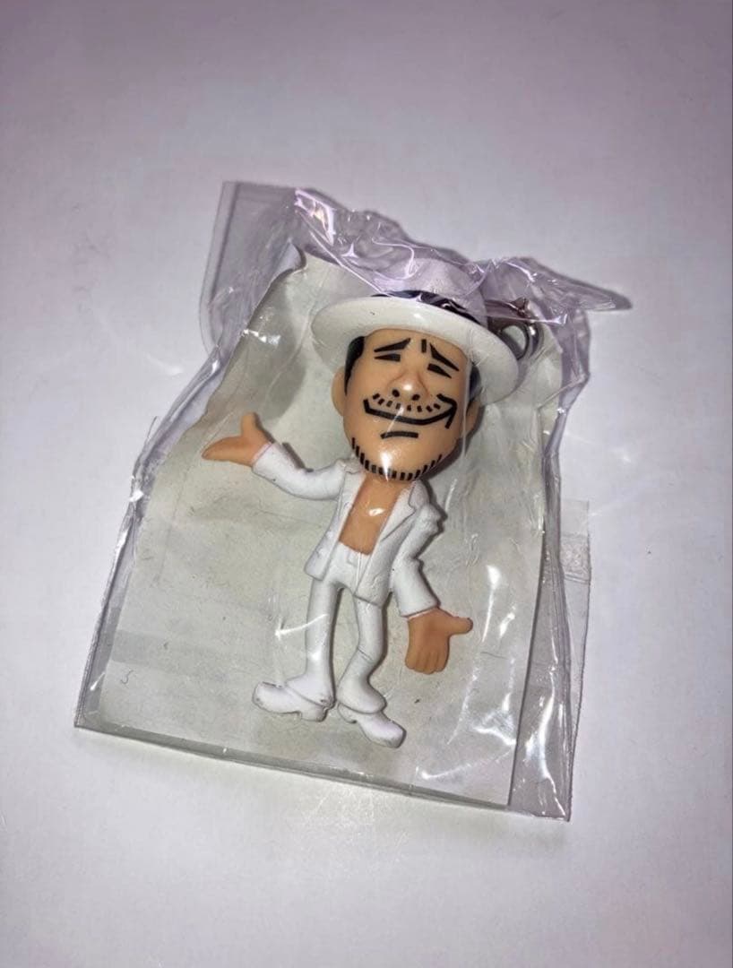 ももちゃん　矢沢永吉　ガチャ　初代ホワイトパナマ1番人気未開封品　ラスト