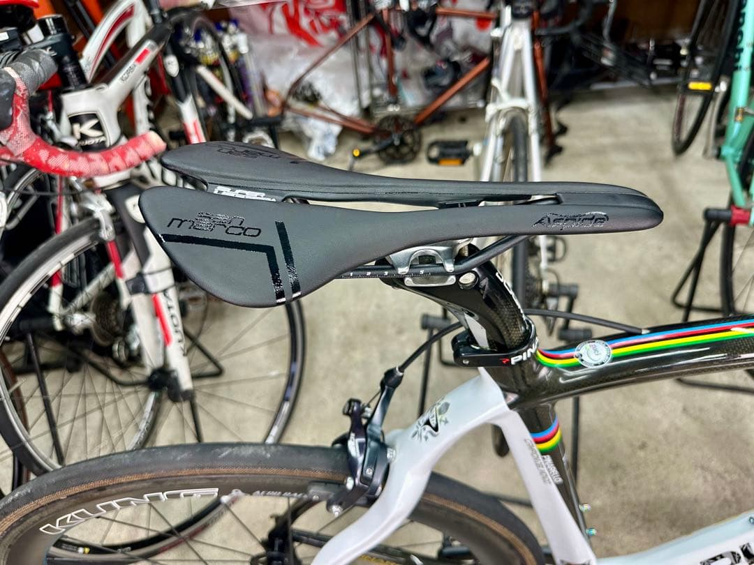 分解発送送料無料！DOGMA 65.1タイプ中華カーボン カーボンホイール