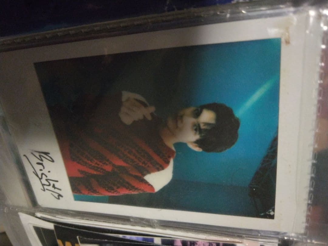 Bright サイン入りチェキ写真