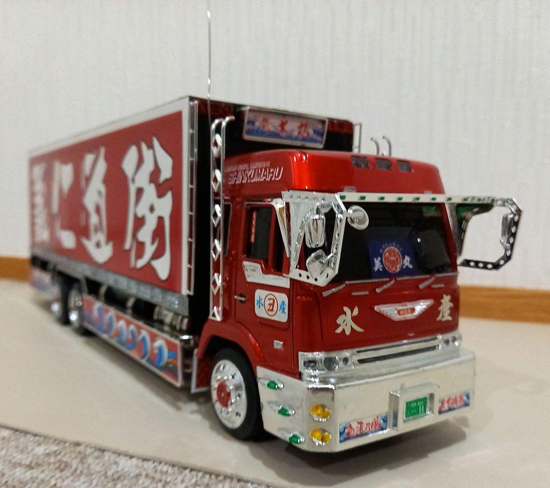 デコトララジコン