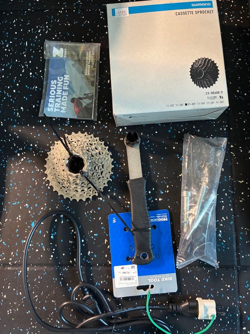 Tacx FLUX 2 Smart（スプロケット付き）箱あり