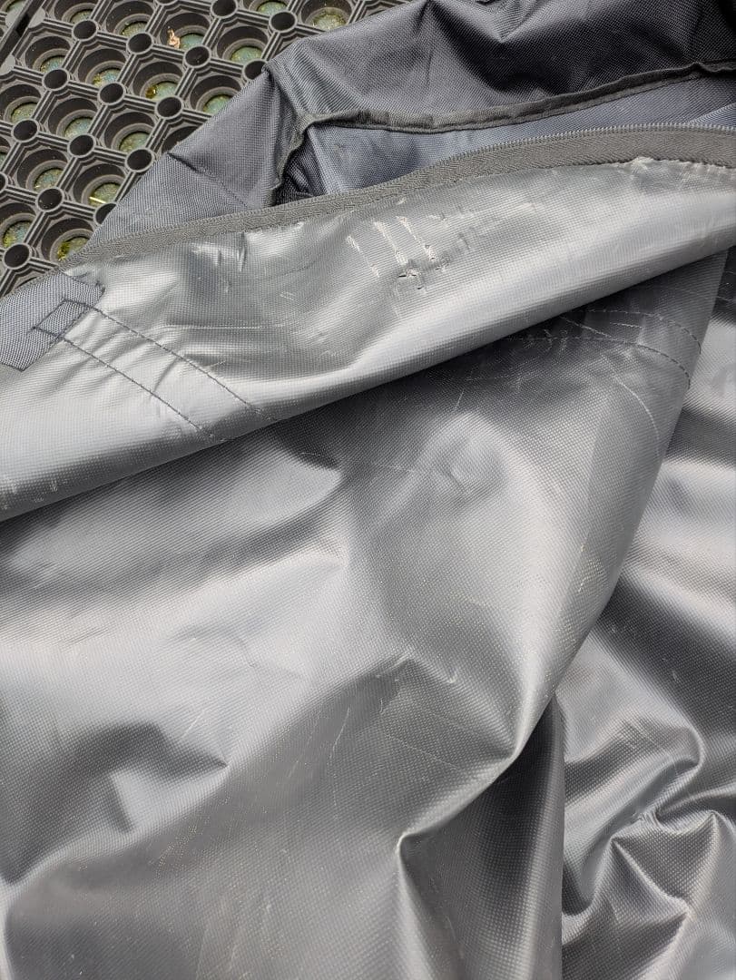 カースル　キューブ型テントMOGICS カーサイドテント 黒　直接受け渡し限定