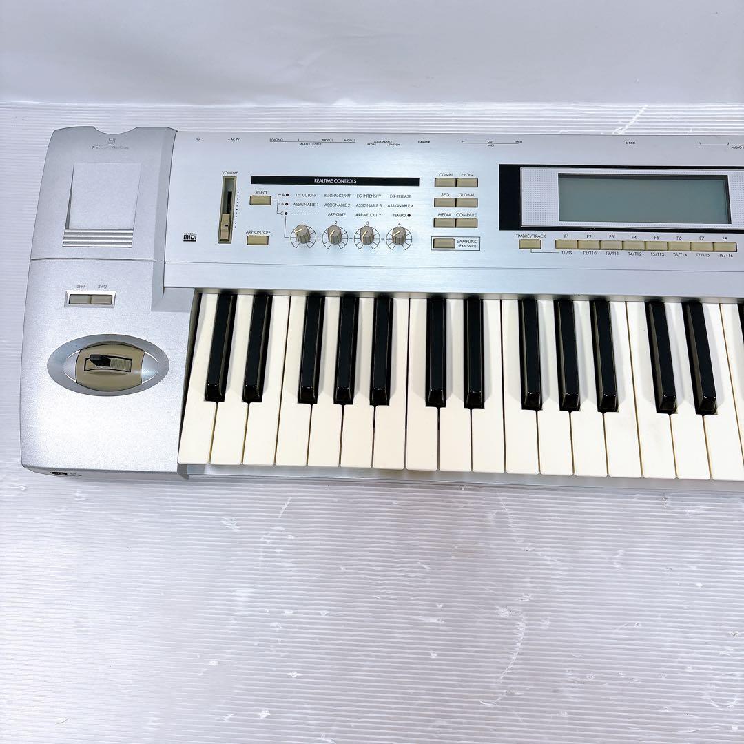 【美品】KORG コルグ TRITON LE61 シンセサイザー