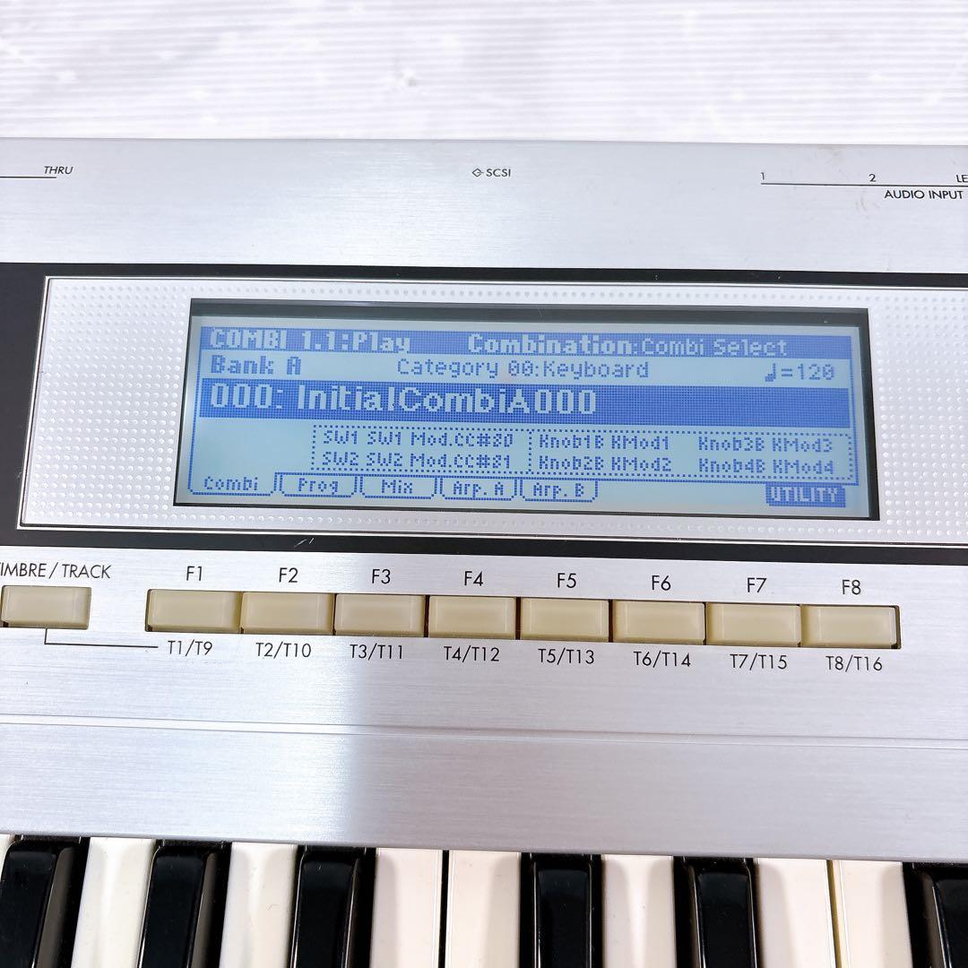 【美品】KORG コルグ TRITON LE61 シンセサイザー