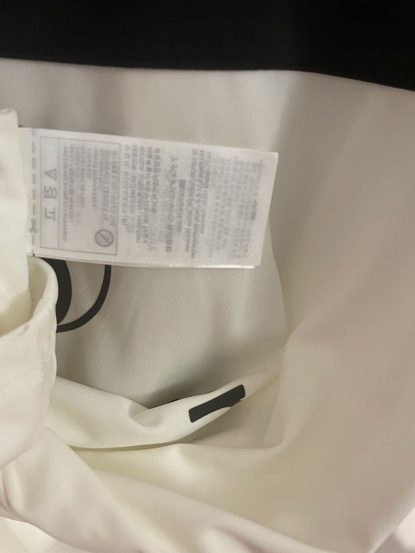 マンチェスターユナイテッド　ユニフォーム　ザークツィー　アディダス　新品未使用