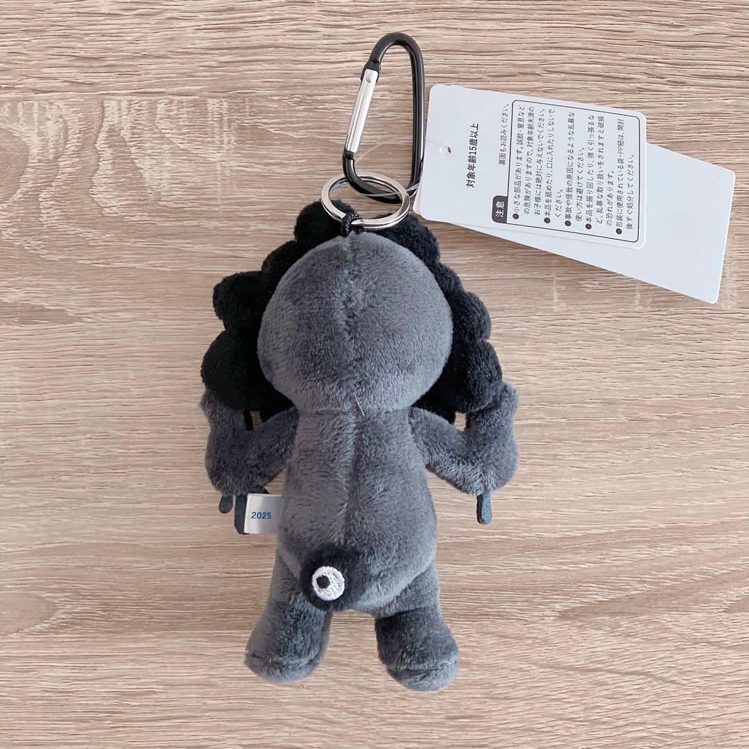 万博　黒ミャクミャク カラビナ付き ぬいぐるみ 立　クロミャク チャーム