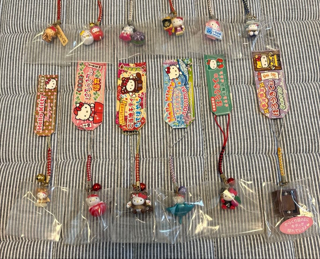 ご当地キティ　ストラップ　セット