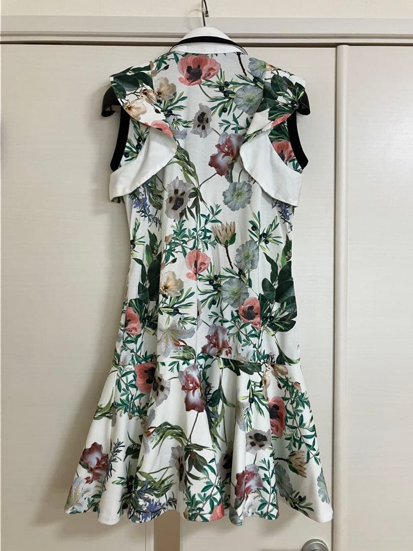 Adonisis ゴルフウェア　ワンピース