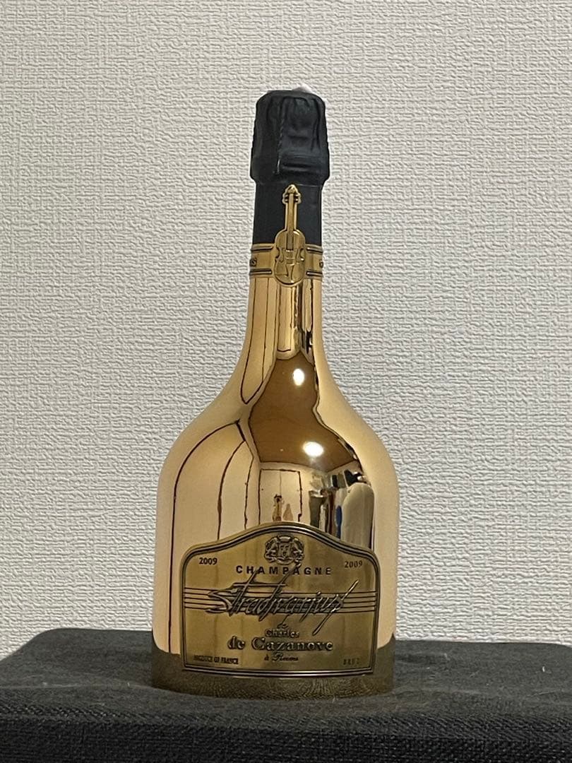 【特価】シャンパン　シャルル ド カザノーヴ ストラディバリ ウス　2009年