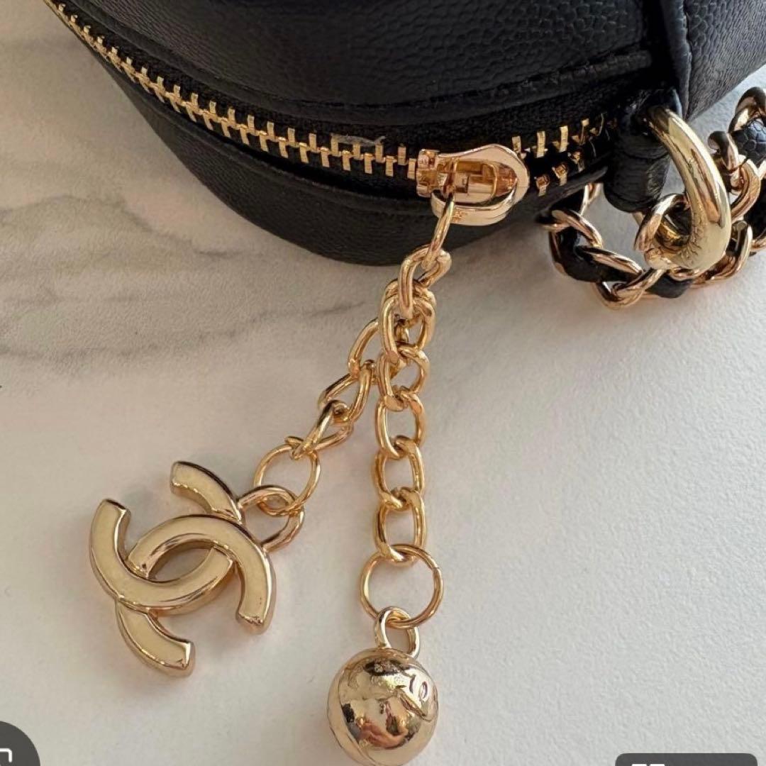 CHANEL ノベルティ チェーンショルダーバッグ チャーム付