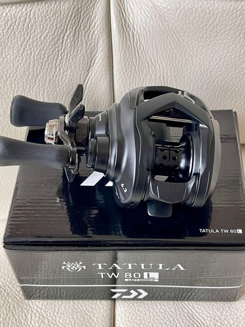 【廃盤新品未使用】ダイワ 22タトゥーラTW80L 漆黒180g軽量ザイオン