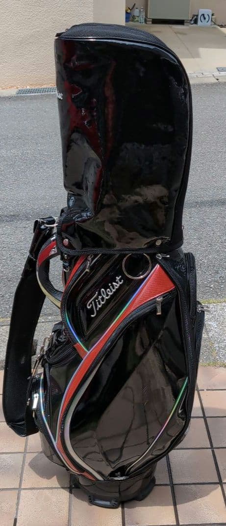 タイトリスト　キャディバッグ　エナメル