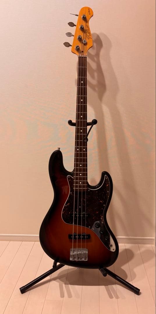 富士弦ネオクラシックジャズベース2015年製上位モデル　サンバースト