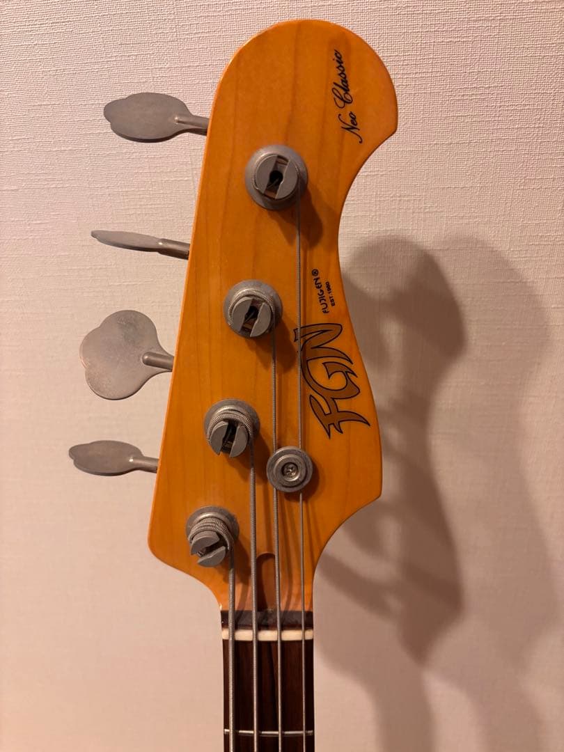 富士弦ネオクラシックジャズベース2015年製上位モデル　サンバースト