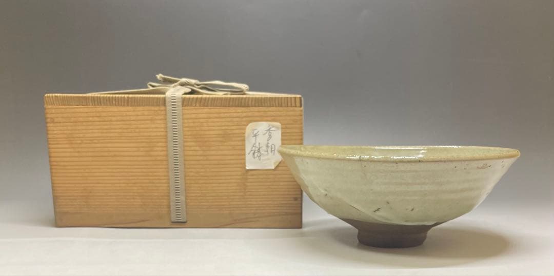 李朝　平鉢　高麗茶碗　鶏龍山　合箱(四方桟) 　d9443a