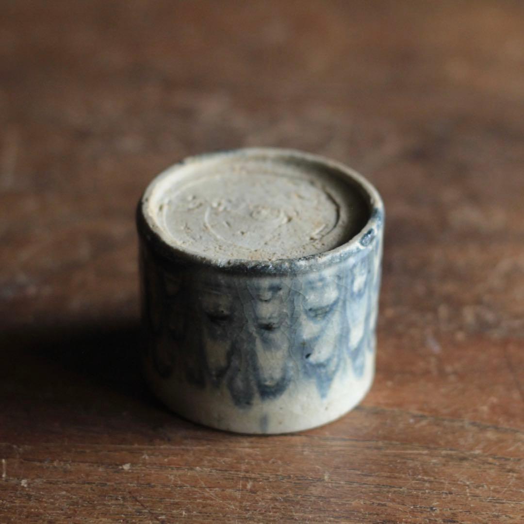 陶胎染付 筒盃 ぐい呑み 盃 ちょこ 酒器 古道具 アンティーク