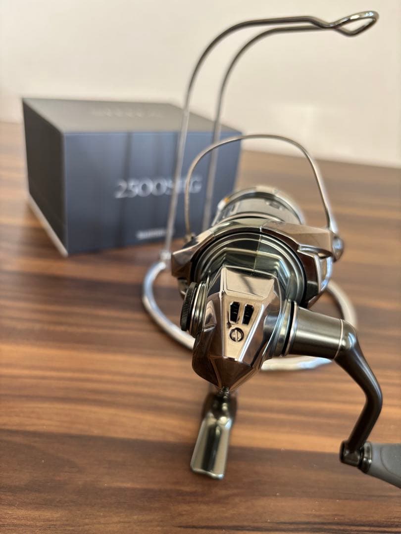 シマノ　美品22ステラ2500SHG