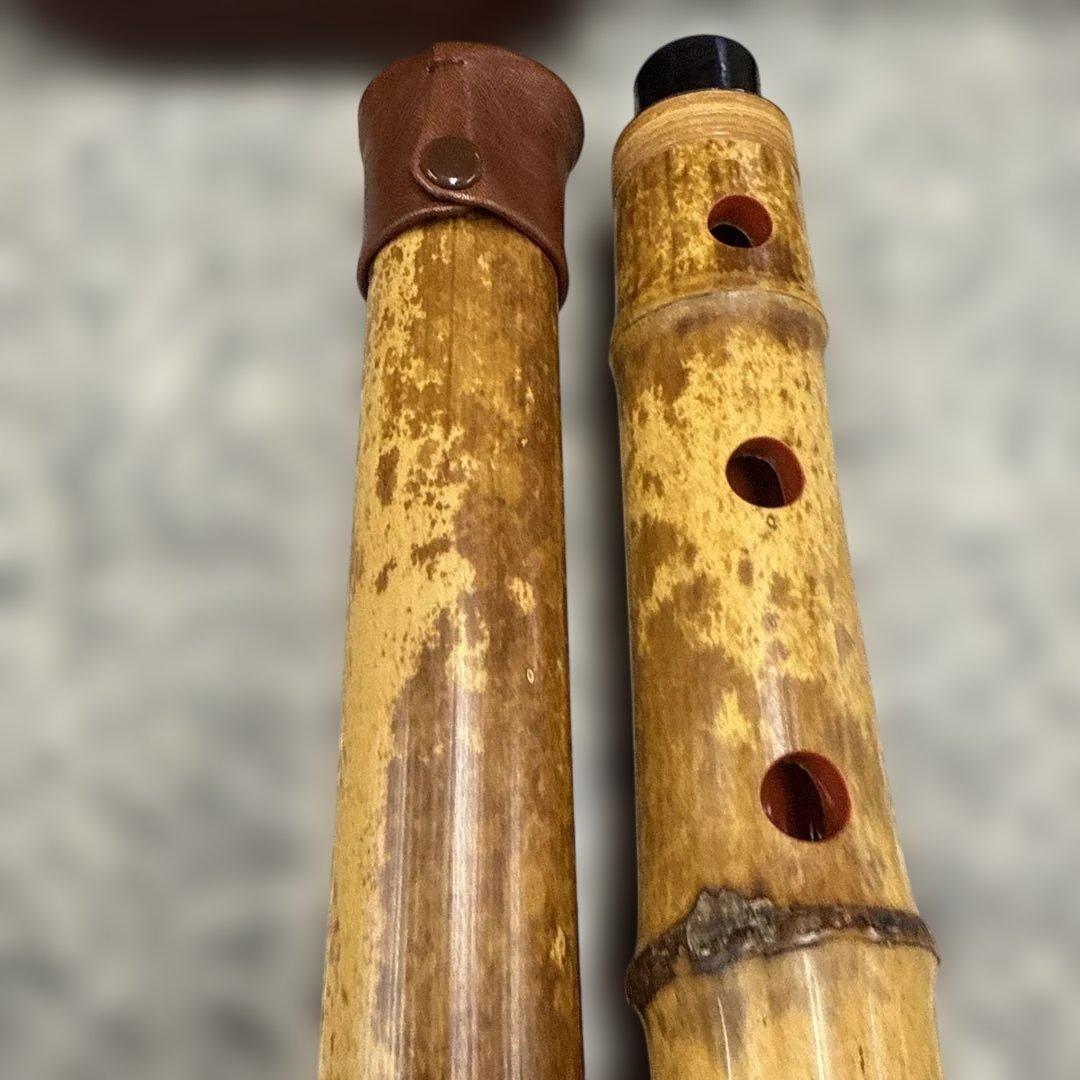 う*き様 尺八本体 竹製 5穴 彫刻あり 和楽器 仙山 取り外し 小物 格安