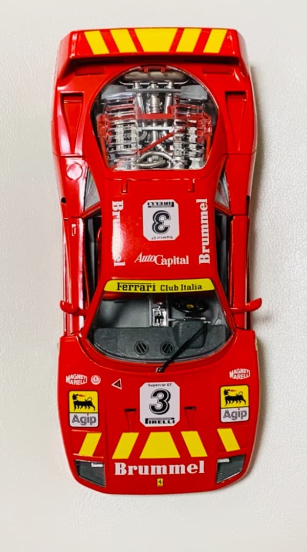 フェラーリ　Ferrari F40 ダイキャストモデル　1/18モデル　希少
