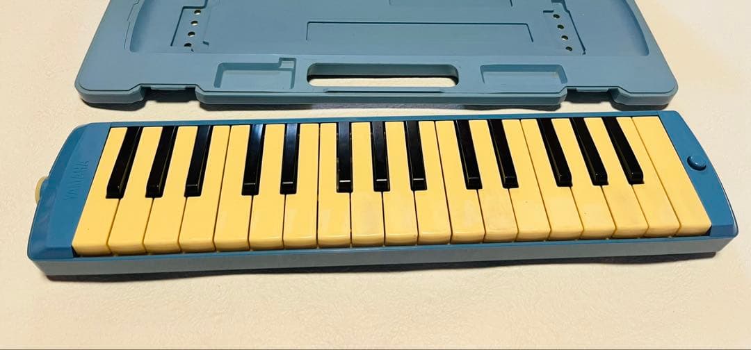 ヤマハ　P-32D 鍵盤ハーモニカ 青