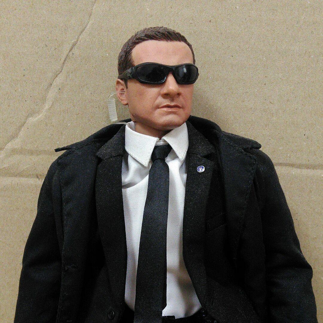 1/6　フィギュア　FBI　特別捜査官  スーツ