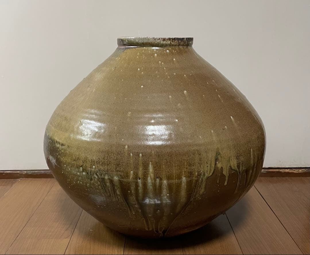 TK　県指定重要無形文化財　山本雄一　備前花瓶　胡麻垂れ　四方桟共箱　栞