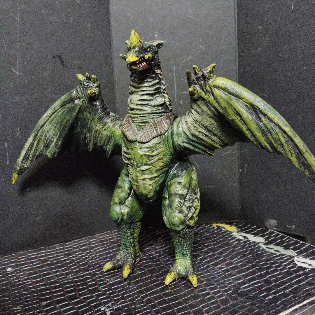 上野ウルトラ怪獣旧型絶版ソフビパワードチャンドラー（2962onzz）