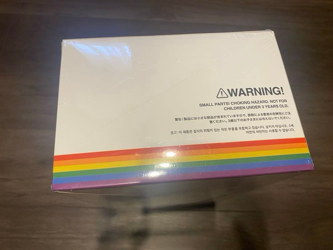 キーホルダー・アクリルキーホルダー POP MART CRYBABY Cheer Up, Baby!