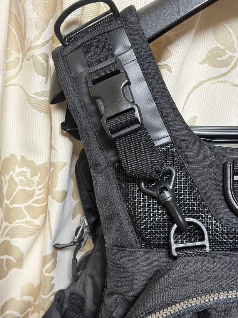 シマノ　サーフトリッパーベスト　VF-275W BLACK Mサイズ