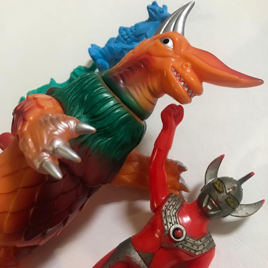 『ウルトラマンタロウ オイルドリンカー コスモリキッド アストロモンス』 人形