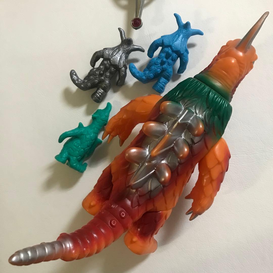 『ウルトラマンタロウ オイルドリンカー コスモリキッド アストロモンス』 人形